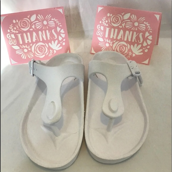 Sandals - Picture 3 of 8